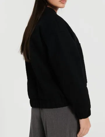 Jacheta Sinsay, negru