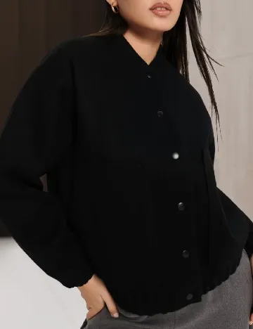 Jacheta Sinsay, negru