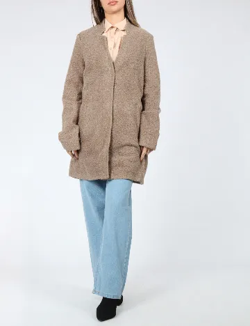 Jacheta Vero Moda, maro