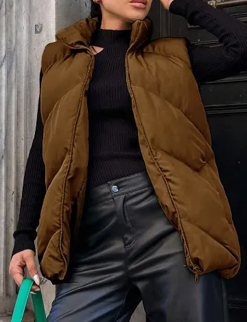 Vesta SHEIN, maro Maro