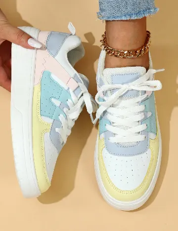 Adidasi SHEIN, mix culori Mix culori