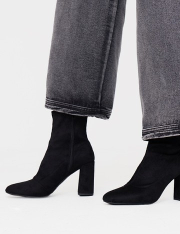 Botine PrettyLittleThing, negru