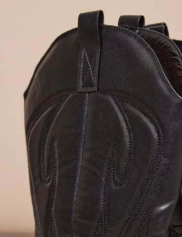 Cizme PrettyLittleThing, negru Negru