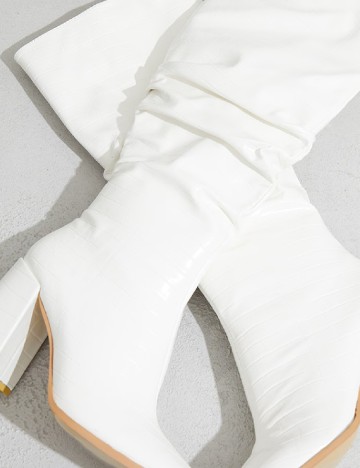 Cizme PrettyLittleThing, alb