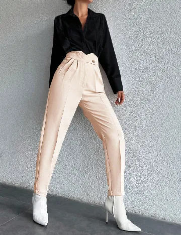 Pantaloni SHEIN, crem Crem