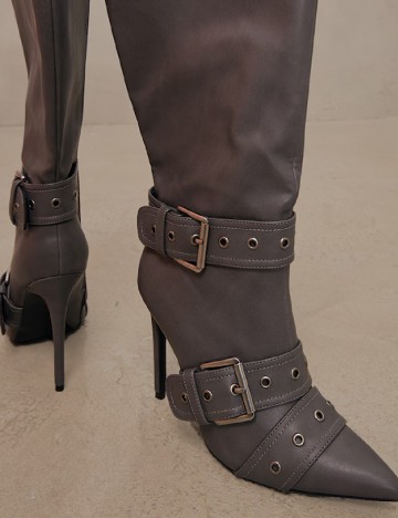 Cizme PrettyLittleThing, gri