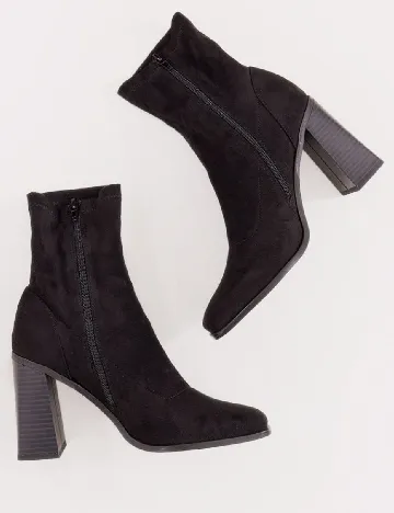 Botine PrettyLittleThing, negru