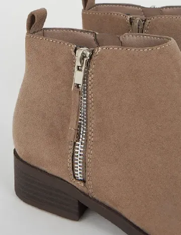 Ghete Dorothy Perkins, maro Maro