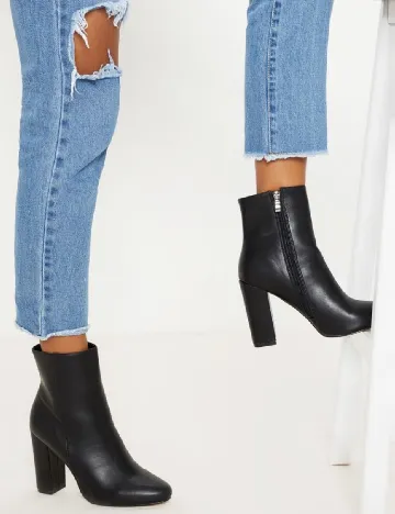 Botine PrettyLittleThing, negru Negru