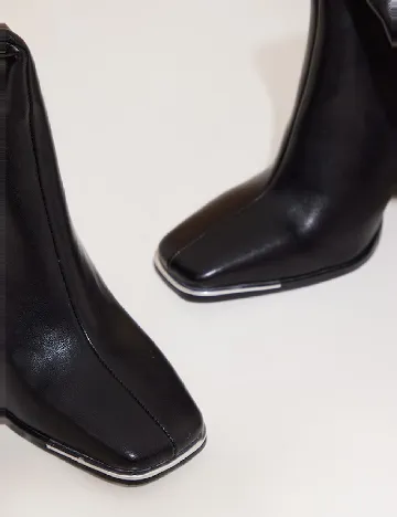 Cizme PrettyLittleThing, negru Negru