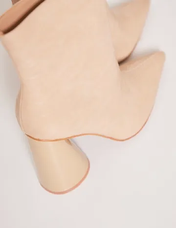 Botine PrettyLittleThing, crem Crem