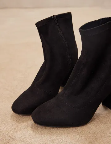 Botine PrettyLittleThing, negru Negru