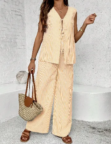 Compleu SHEIN Maternity, galben/alb Galben