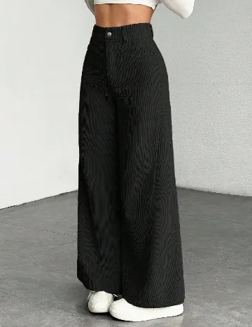 Pantaloni SHEIN, negru