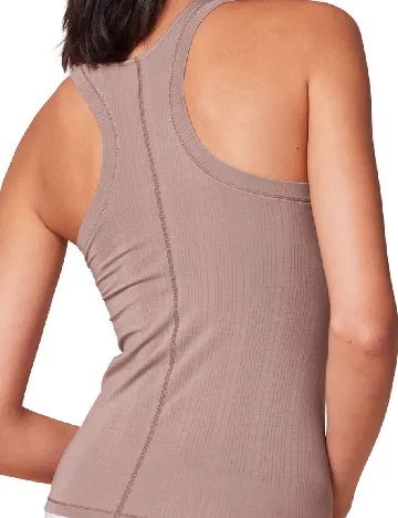 Maiou Triumph, roz pudra Roz