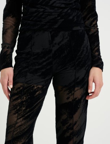 Pantaloni Gestuz, negru
