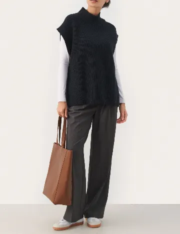 Vesta Part Two, bleumarin Albastru