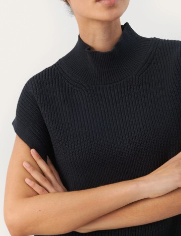 Vesta Part Two, bleumarin