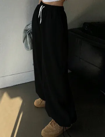 Pantaloni SHEIN, negru Negru