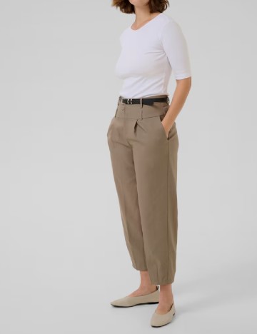 Pantaloni Kaffe, maro