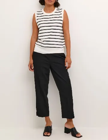 Maiou Kaffe, alb/negru