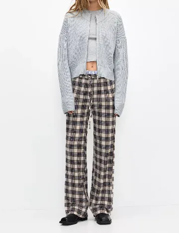 Pantaloni Pull&Bear, mix culori