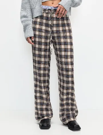 Pantaloni Pull&Bear, mix culori