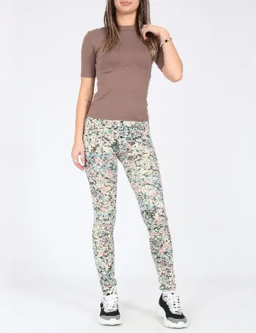 Colanti Bershka, mix culori