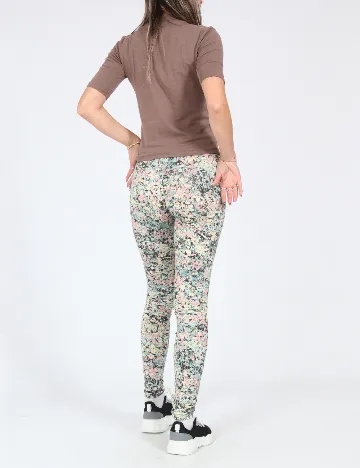 Colanti Bershka, mix culori