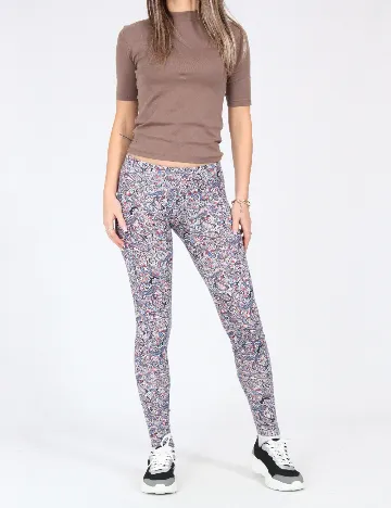 Colanti Bershka, mix culori