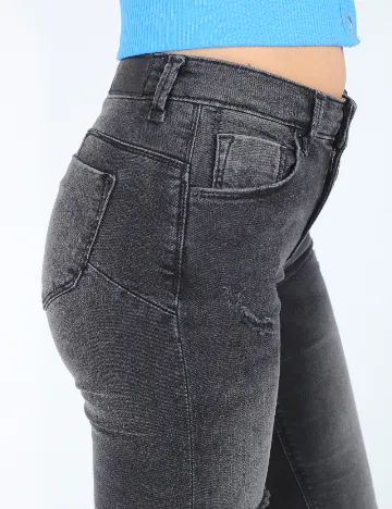 Blugi Bershka, negru