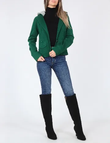 Jacheta Bershka, verde Verde