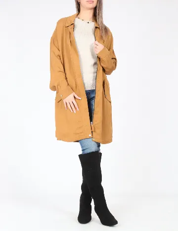 Jacheta Bershka, maro Maro