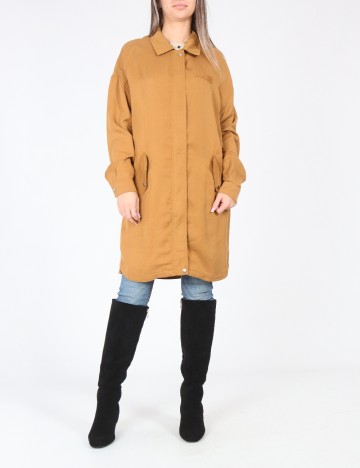 Jacheta Bershka, maro