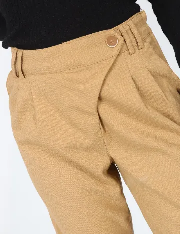 Pantaloni Bershka, maro