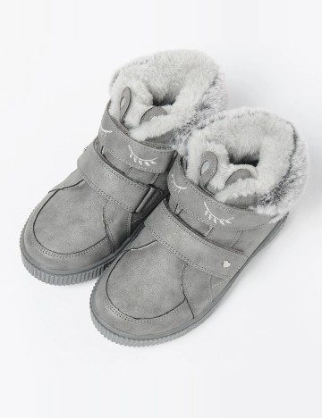 Ghete Cool Club, gri