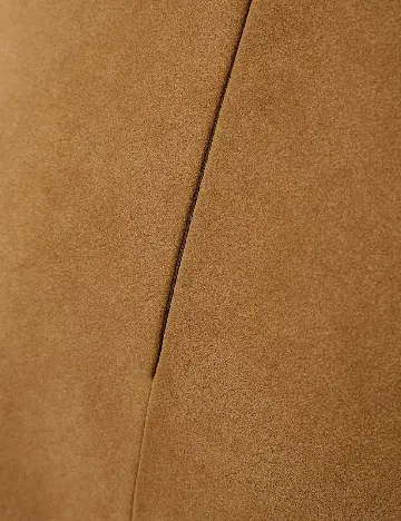 Fusta Bershka, maro Maro