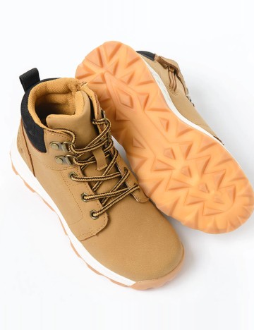 Ghete Cool Club, maro