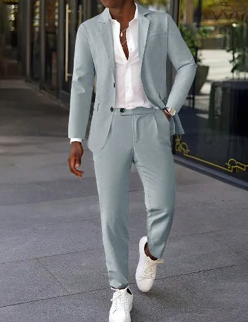 Costum SHEIN, albastru deschis