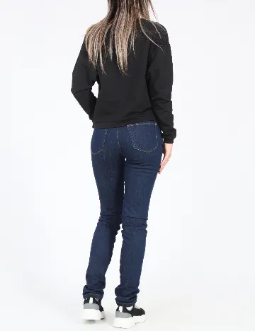 Blugi Bershka, bleumarin