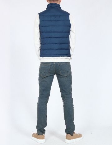 Vesta Zara, albastru