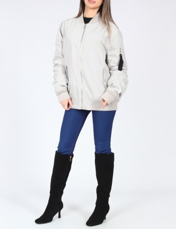 Jacheta Bershka, gri