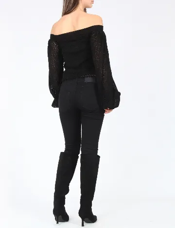 Top Bershka, negru