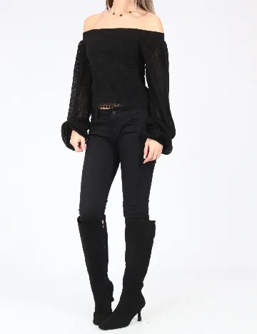 Top Bershka, negru