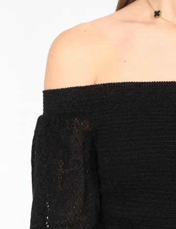 Top Bershka, negru