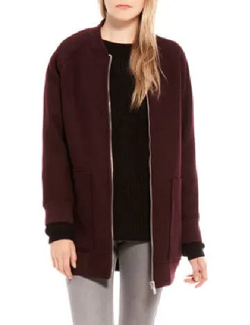 Jacheta Bershka, pruna Mov