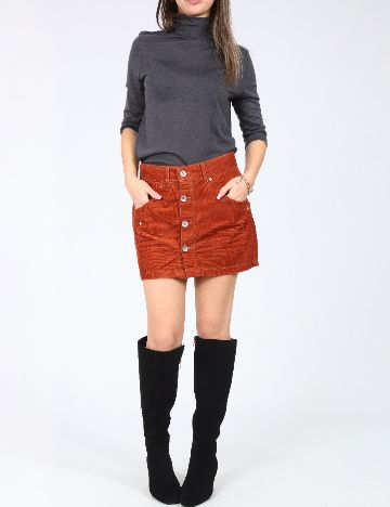 Fusta Zara, caramiziu