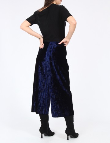 Pantaloni trei sferturi Bershka, bleumarin