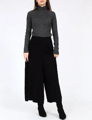 Pantaloni Bershka, negru