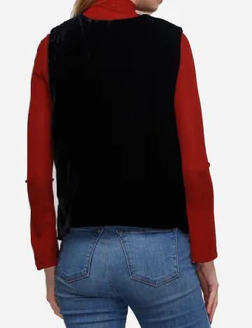 Vesta Zara, negru Negru